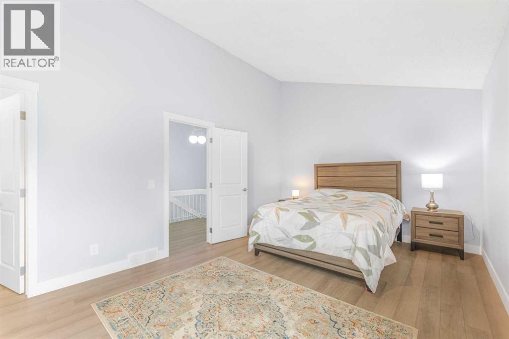 352 Brae Glen Road Sw, Calgary, Alberta  T2W 1B6 - Photo 20 - A2257928