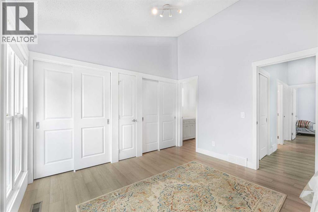 352 Brae Glen Road Sw, Calgary, Alberta  T2W 1B6 - Photo 19 - A2257928