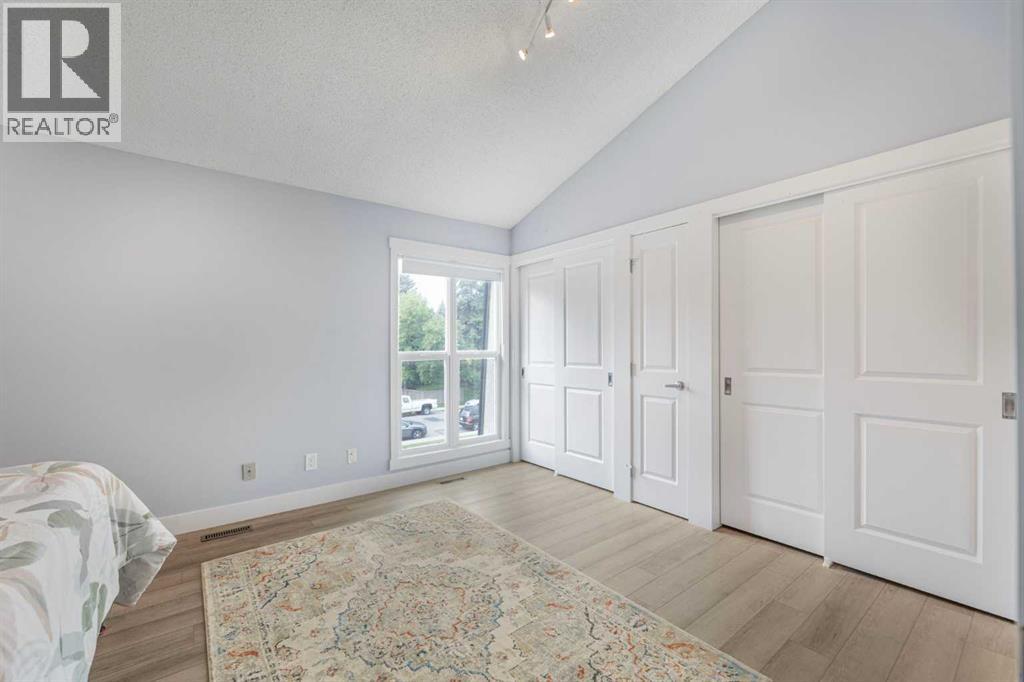 352 Brae Glen Road Sw, Calgary, Alberta  T2W 1B6 - Photo 18 - A2257928