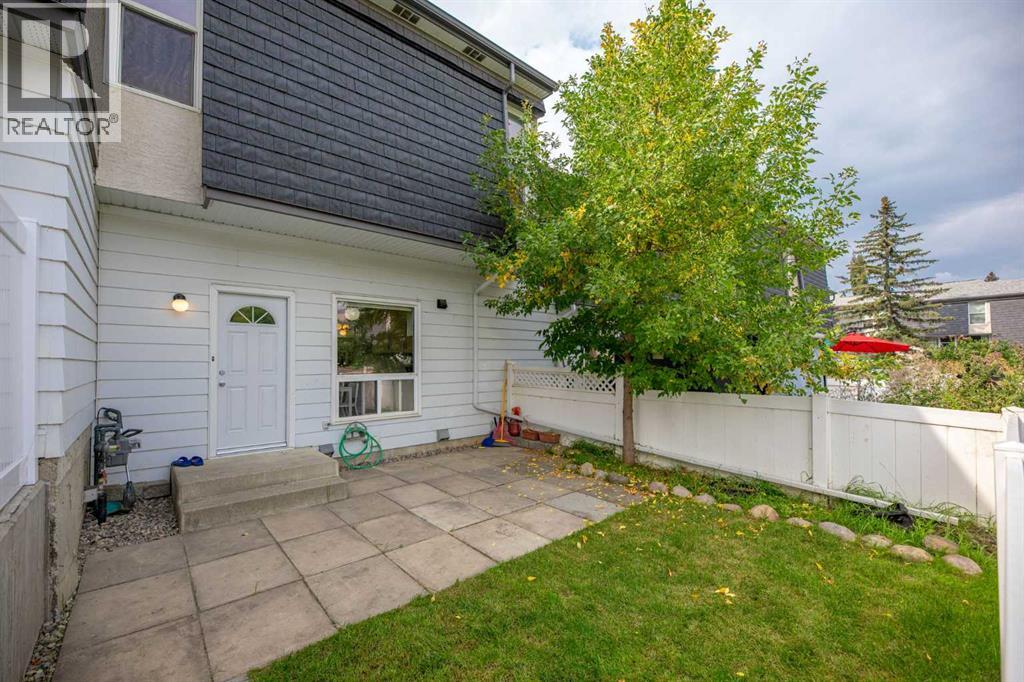 352 Brae Glen Road Sw, Calgary, Alberta  T2W 1B6 - Photo 25 - A2257928