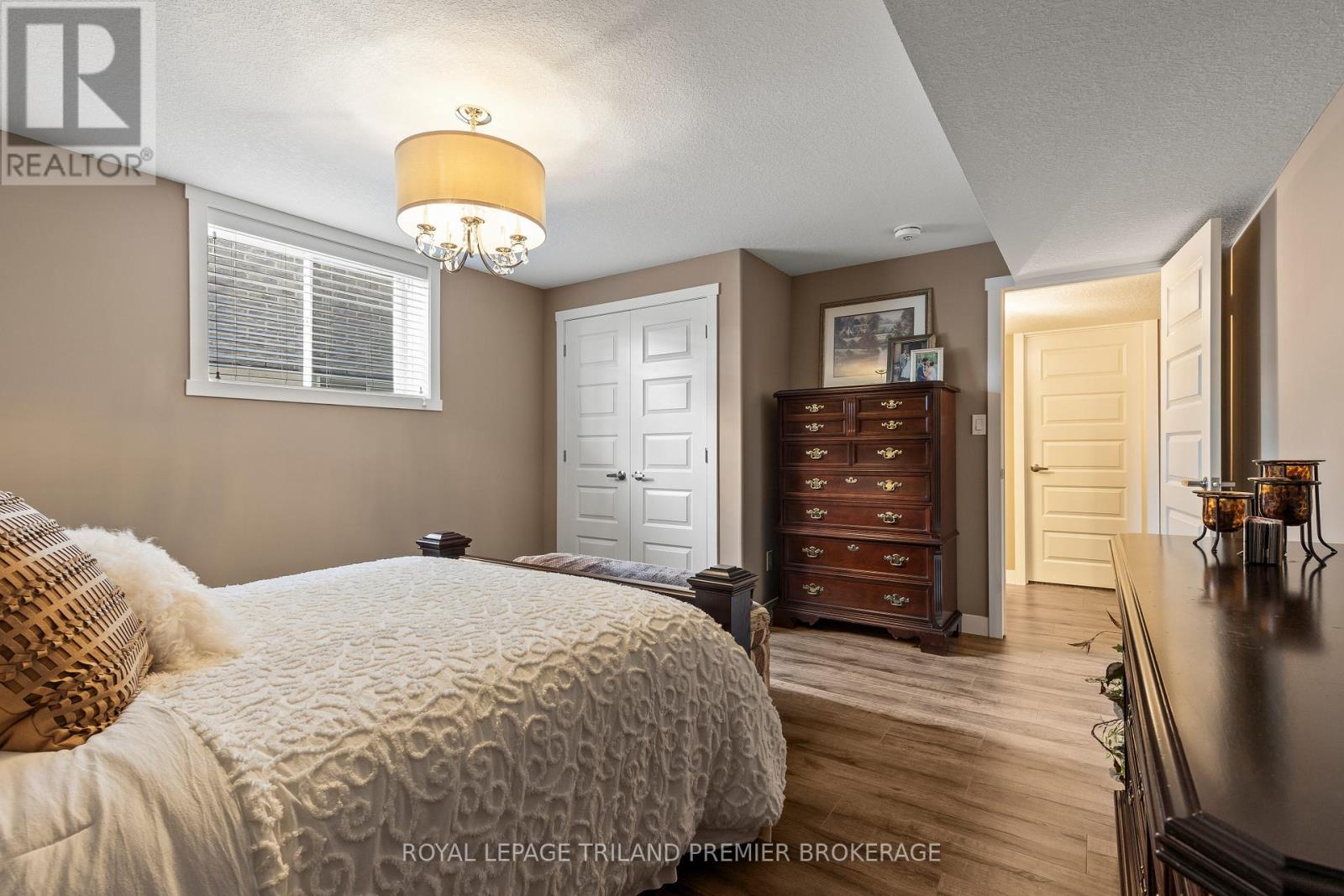 6 Nicoles Trail, Thames Centre, Ontario  N0M 2P0 - Photo 29 - X12440700