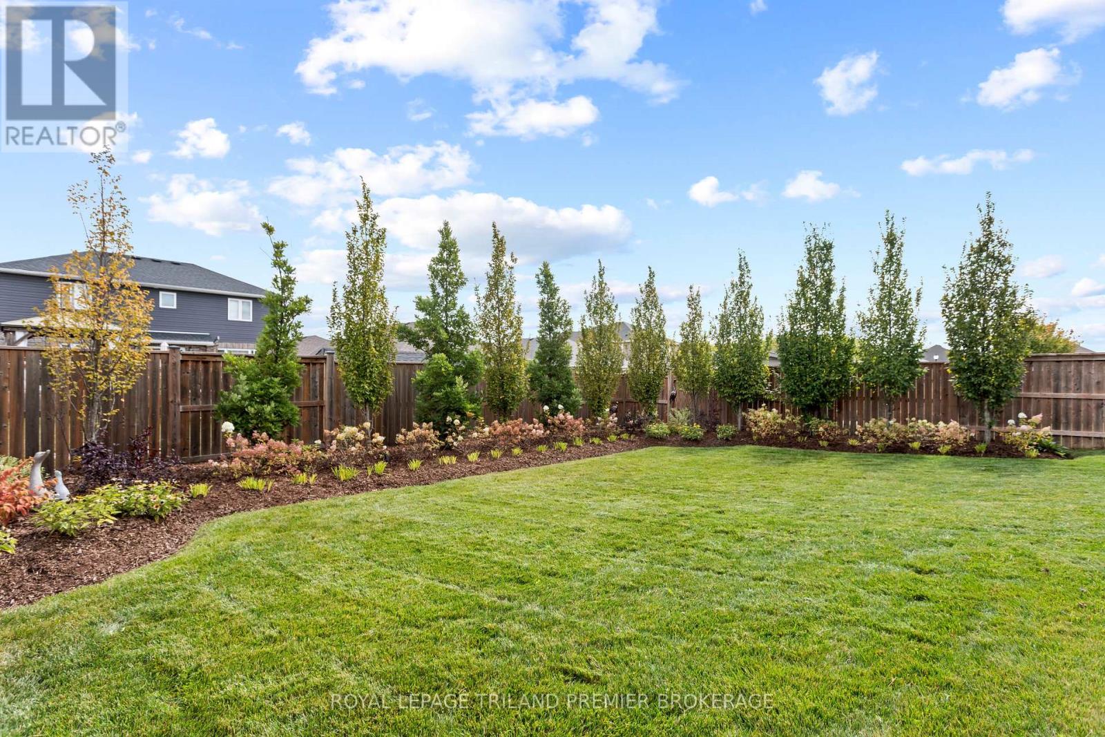 6 Nicoles Trail, Thames Centre, Ontario  N0M 2P0 - Photo 41 - X12440700