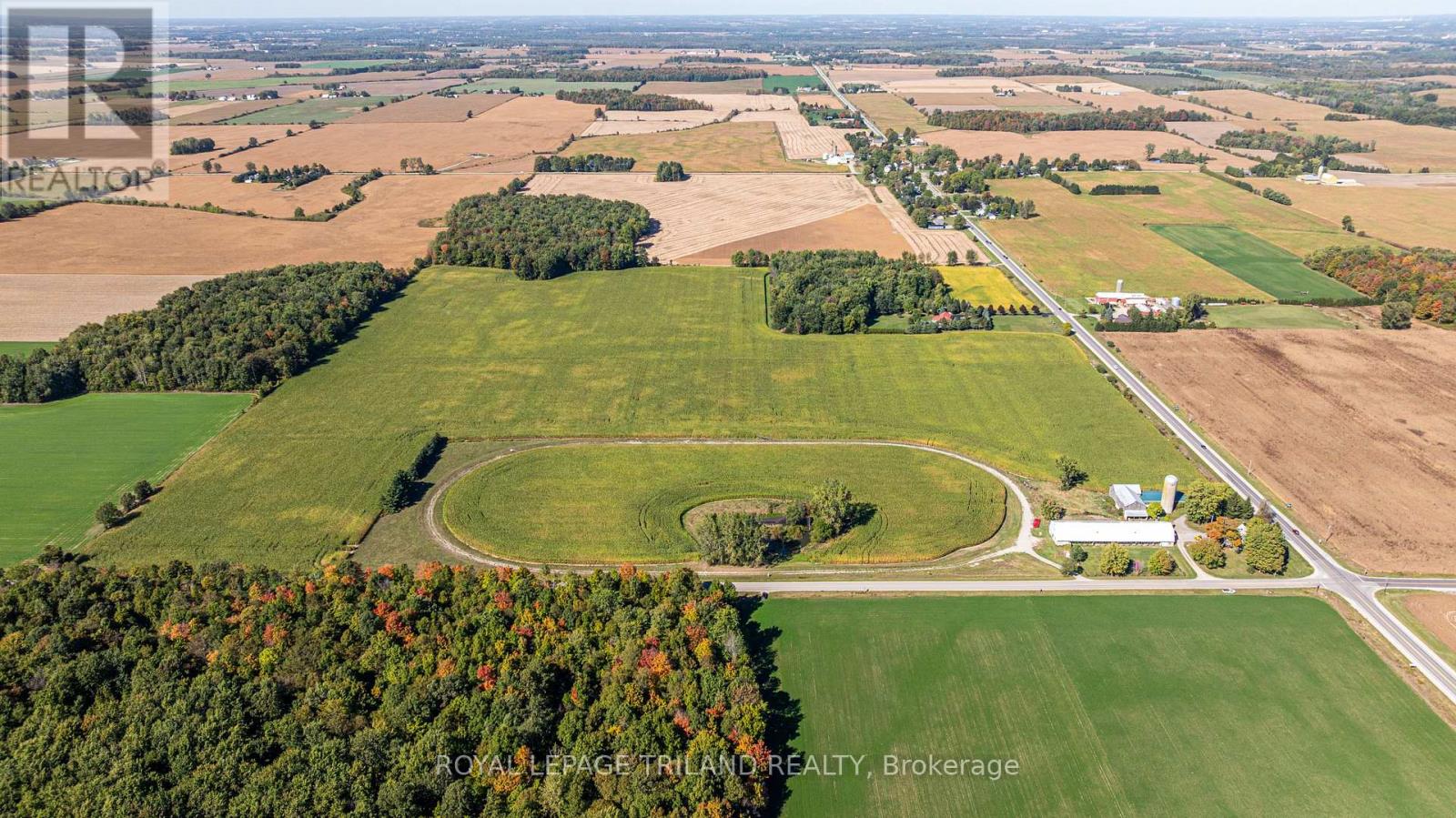 5901 Elgin Road, Thames Centre, Ontario  N0L 1B0 - Photo 19 - X12440716