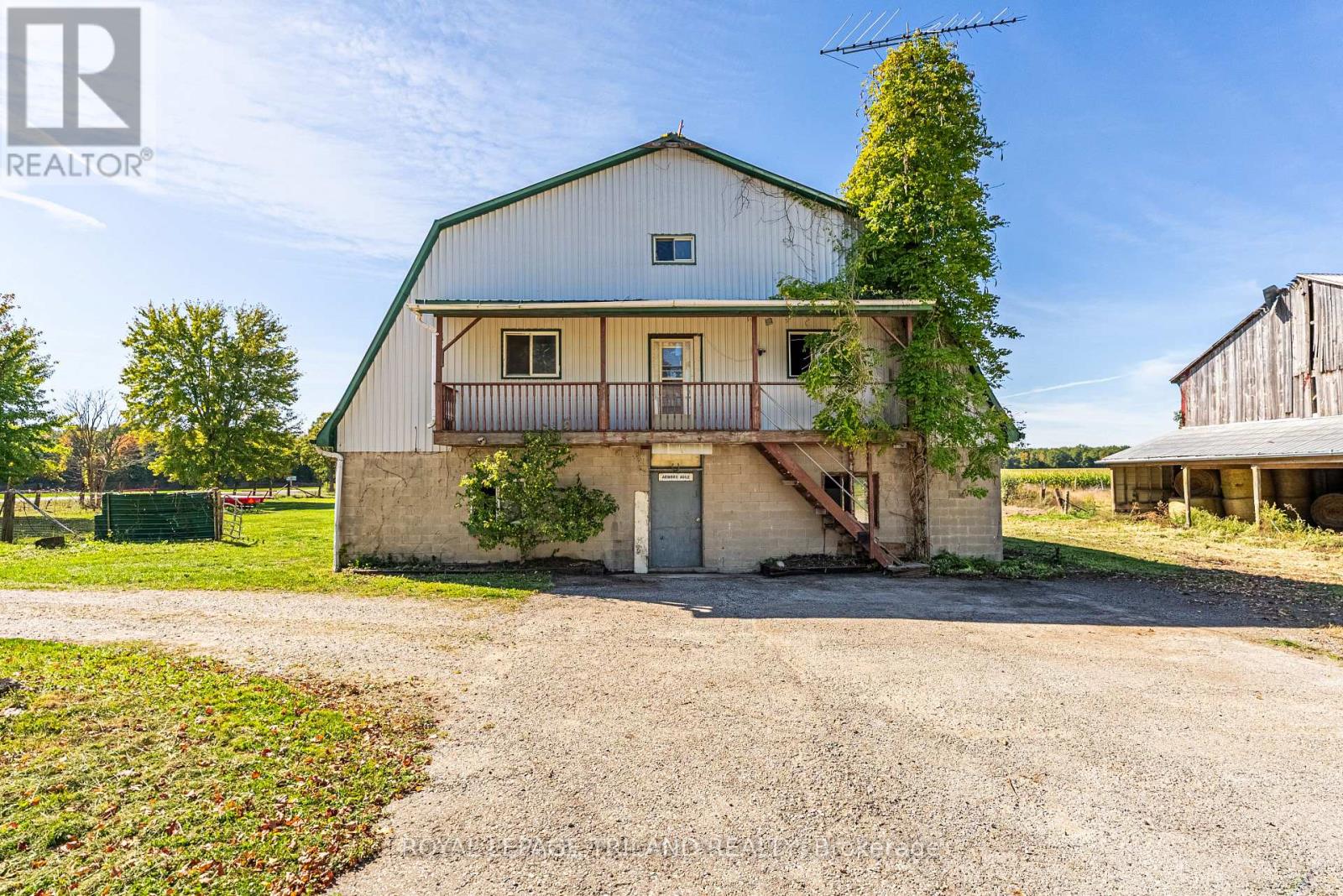 5901 Elgin Road, Thames Centre, Ontario  N0L 1B0 - Photo 4 - X12440716