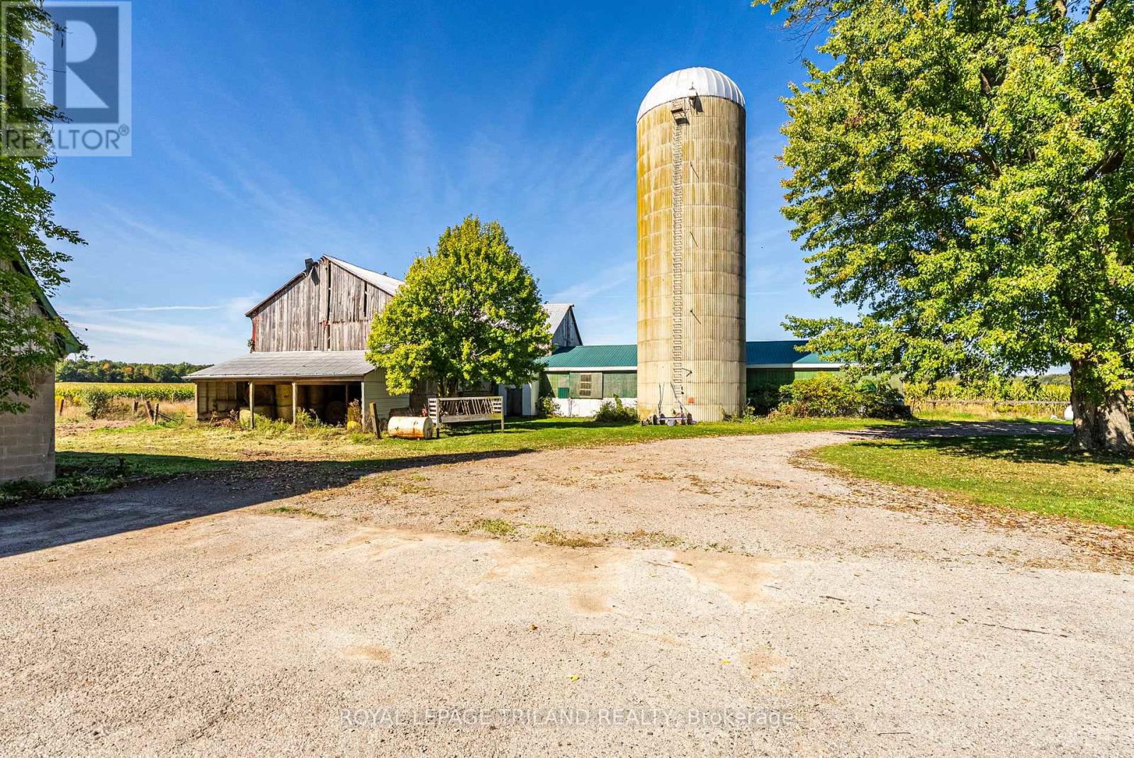 5901 Elgin Road, Thames Centre, Ontario  N0L 1B0 - Photo 5 - X12440716
