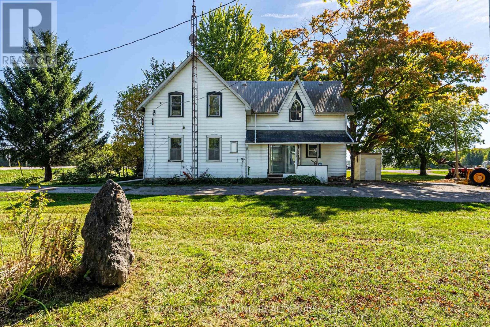 5901 Elgin Road, Thames Centre, Ontario  N0L 1B0 - Photo 7 - X12440716