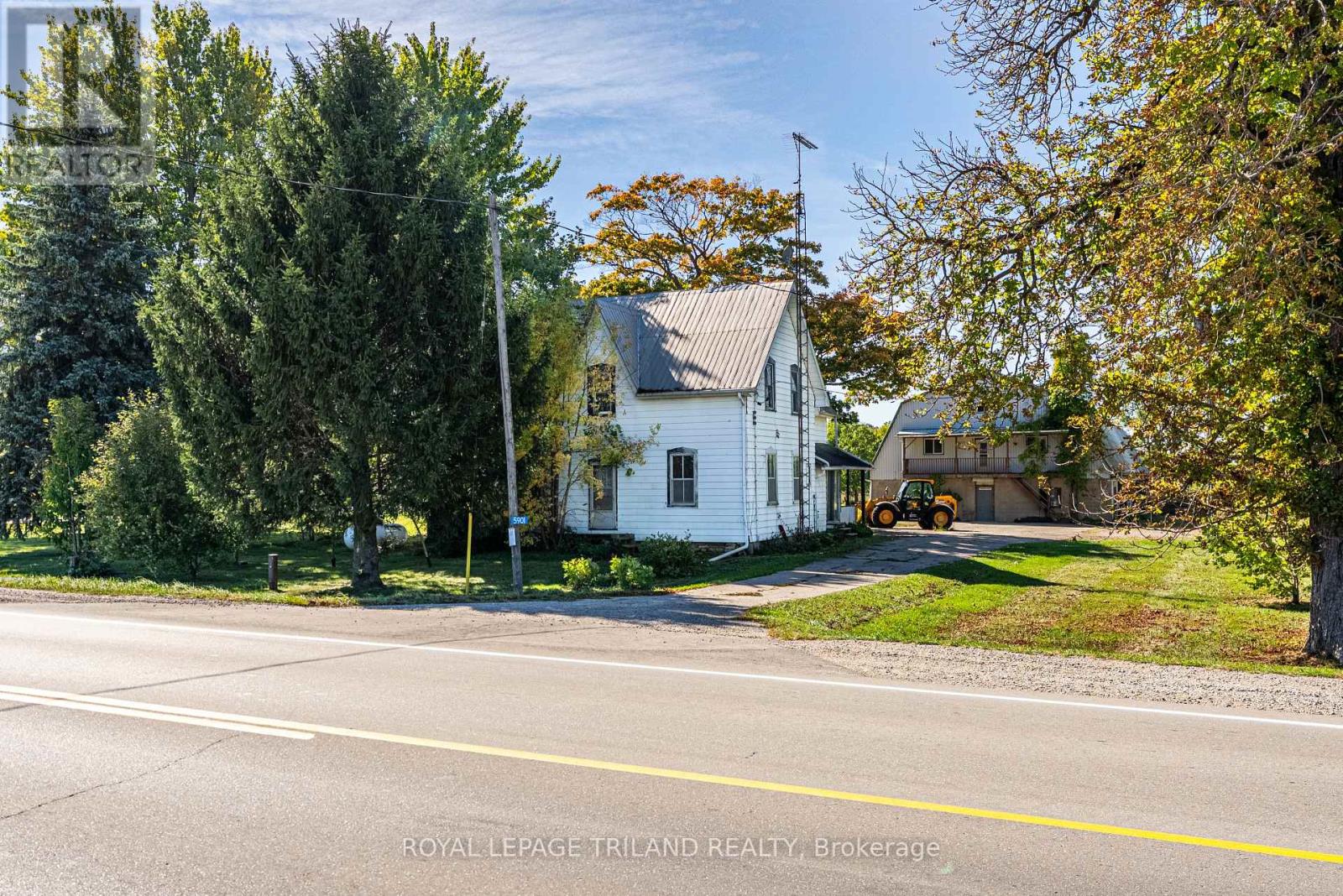 5901 Elgin Road, Thames Centre, Ontario  N0L 1B0 - Photo 8 - X12440716