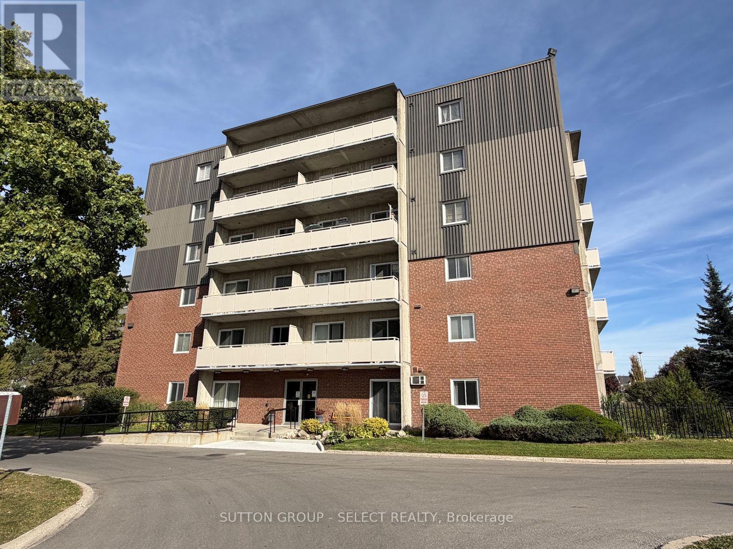104 - 1104 Jalna Boulevard, London South (South X), Ontario  N6E 2S6 - Photo 1 - X12440763