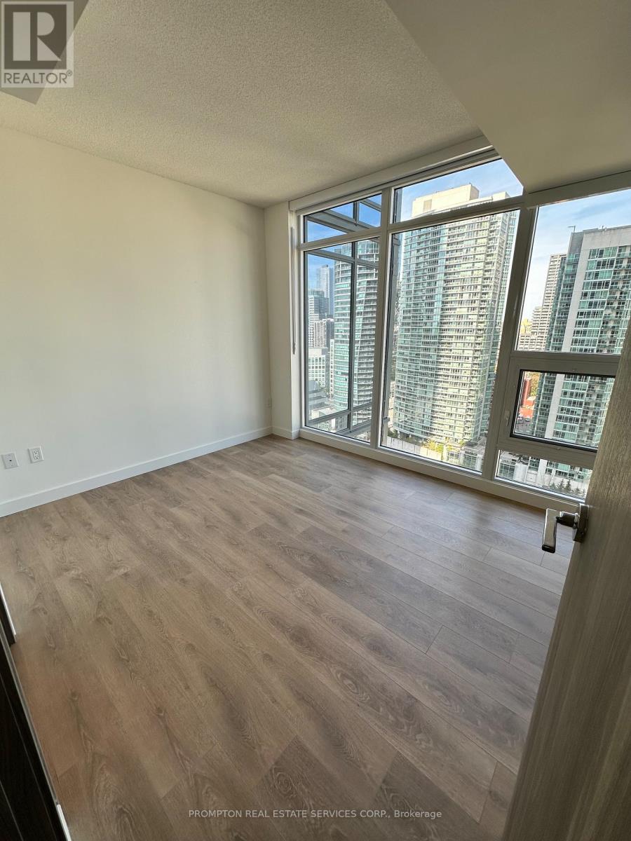 2003 - 1 Concord Cityplace Way, Toronto, Ontario  M5V 0X3 - Photo 10 - C12439964