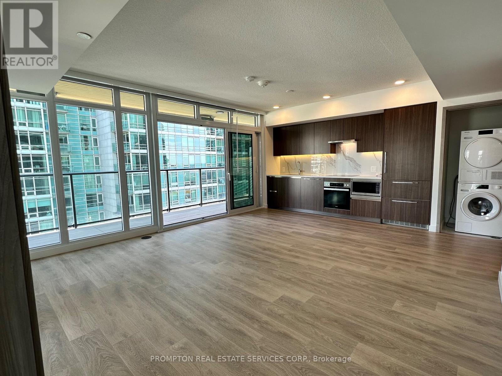 2003 - 1 Concord Cityplace Way, Toronto, Ontario  M5V 0X3 - Photo 5 - C12439964