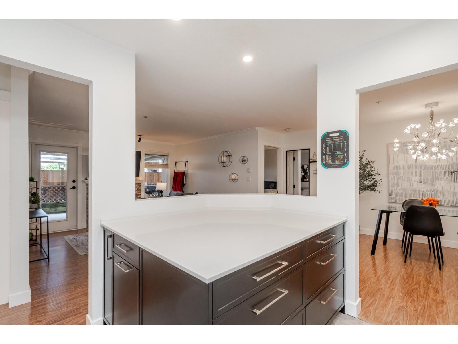 105 2526 Lakeview Crescent, Abbotsford, British Columbia  V2S 3A9 - Photo 11 - R3054464