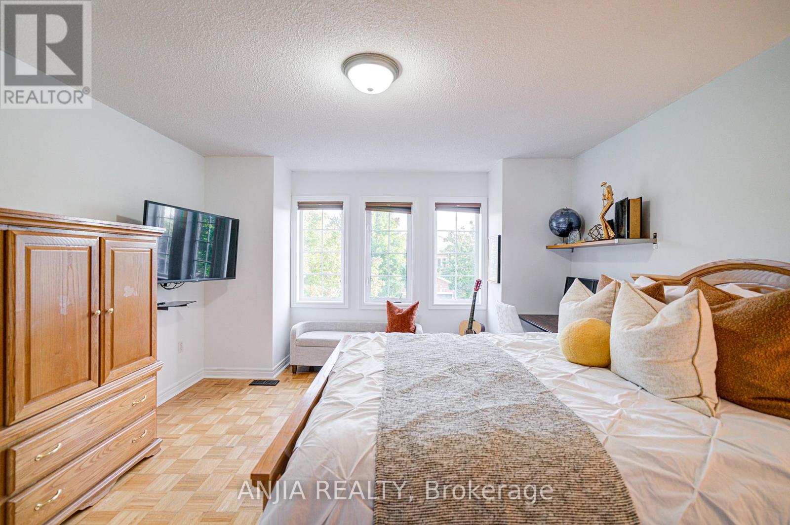 97 Blackthorn Drive, Vaughan, Ontario  L6A 3N2 - Photo 18 - N12439831