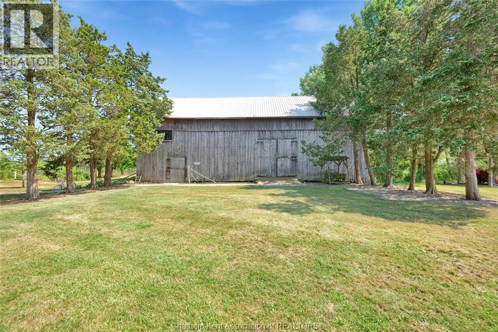 7598 Middle Line, Charing Cross, Ontario  N0P 1G0 - Photo 45 - 25025041