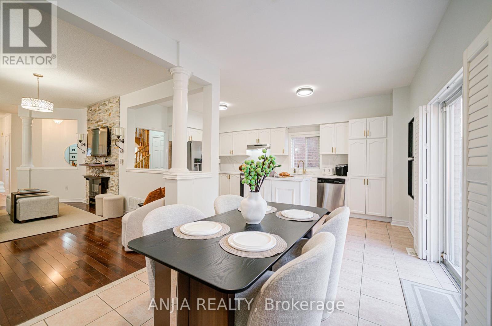 97 Blackthorn Drive, Vaughan, Ontario  L6A 3N2 - Photo 12 - N12439831