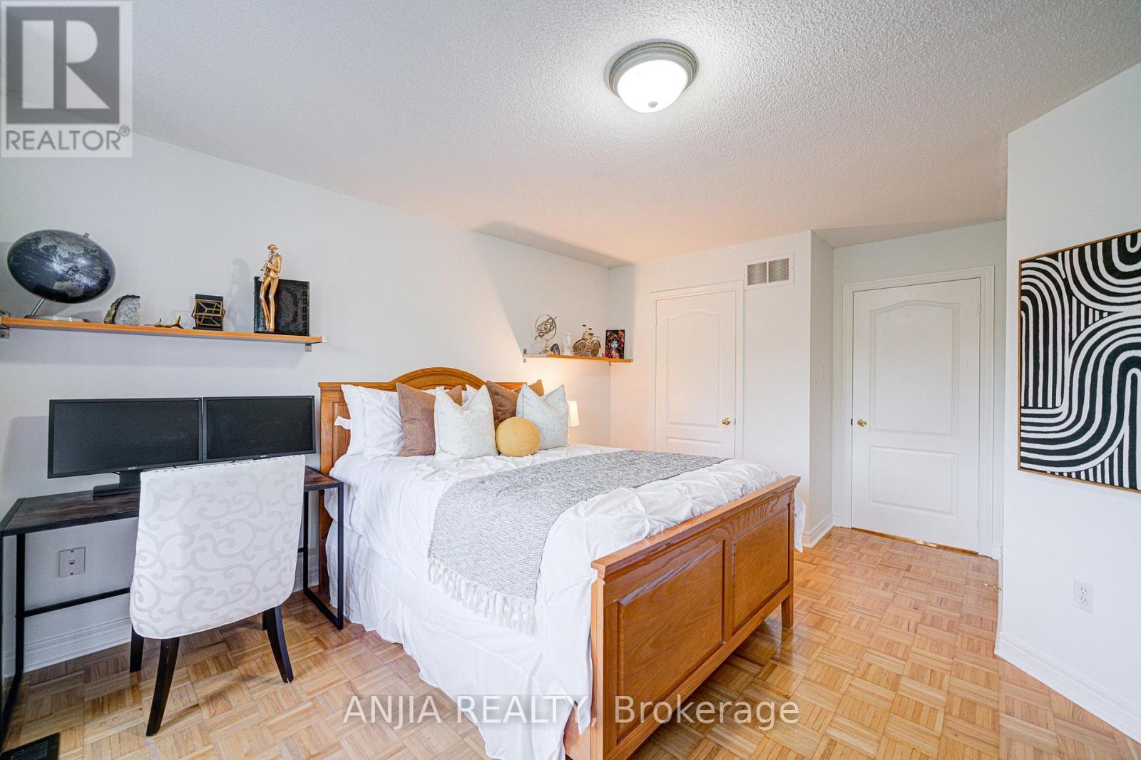 97 Blackthorn Drive, Vaughan, Ontario  L6A 3N2 - Photo 19 - N12439831