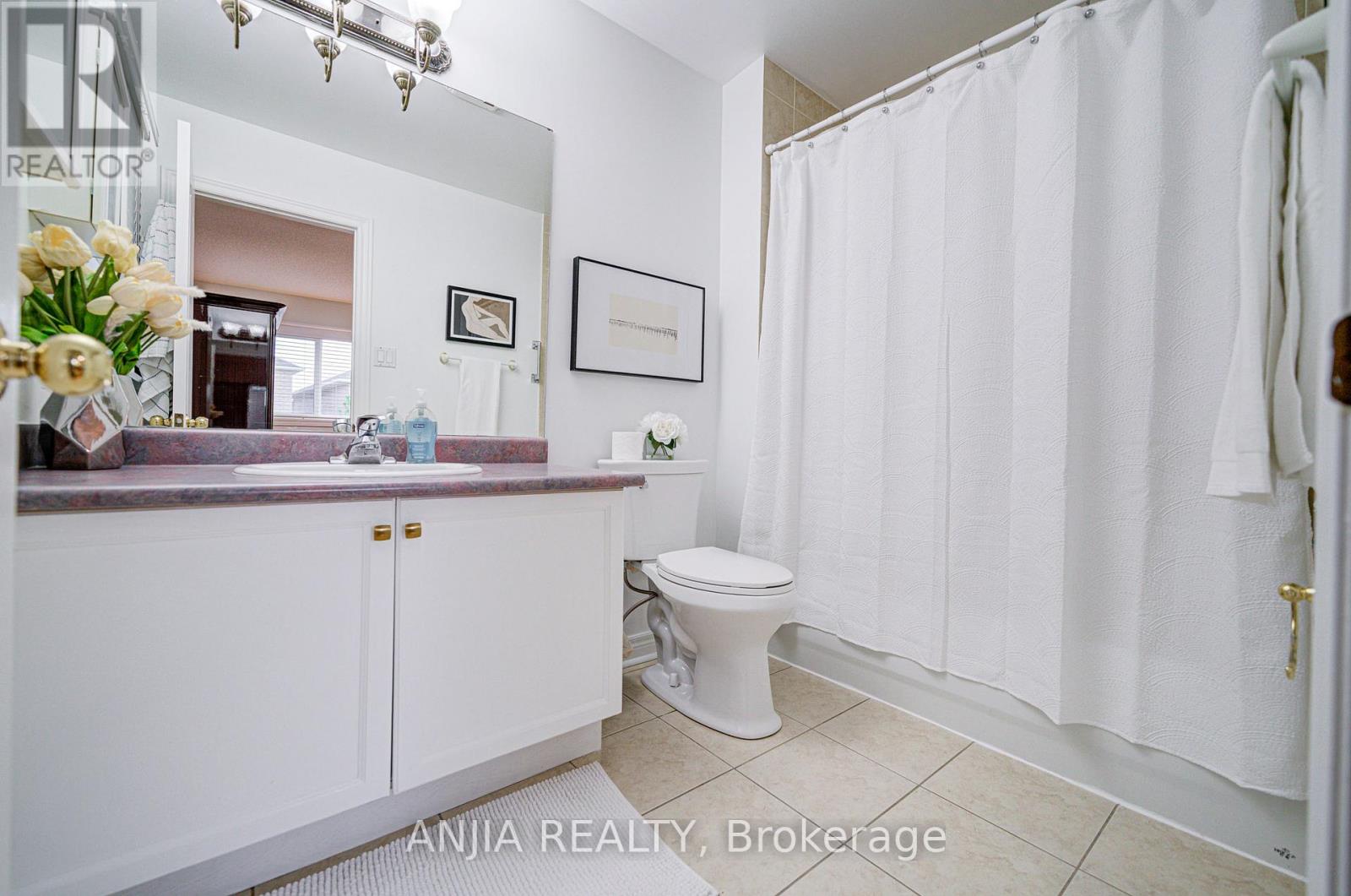 97 Blackthorn Drive, Vaughan, Ontario  L6A 3N2 - Photo 24 - N12439831