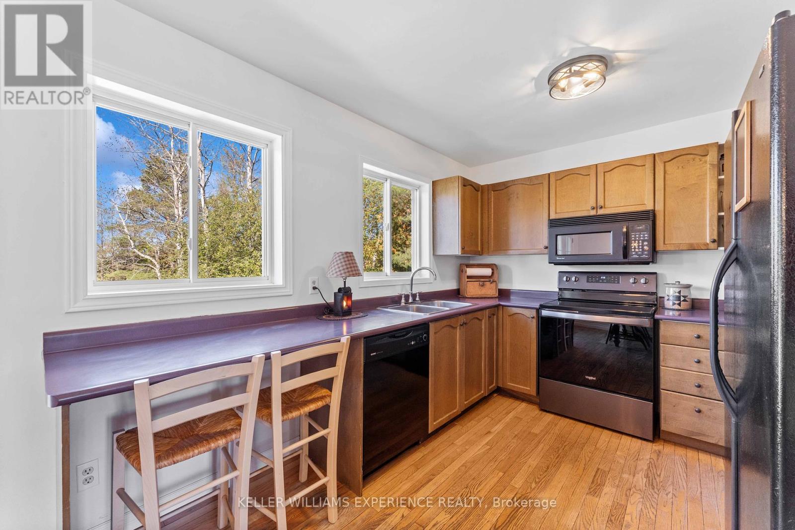 5318 Conc 3 Sunnidale Road, Clearview, Ontario  L0M 1N0 - Photo 10 - S12440577