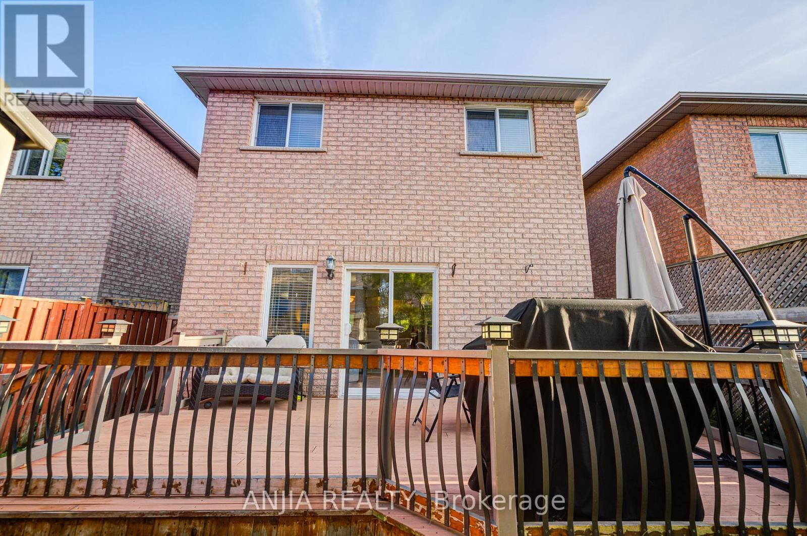 97 Blackthorn Drive, Vaughan, Ontario  L6A 3N2 - Photo 46 - N12439831