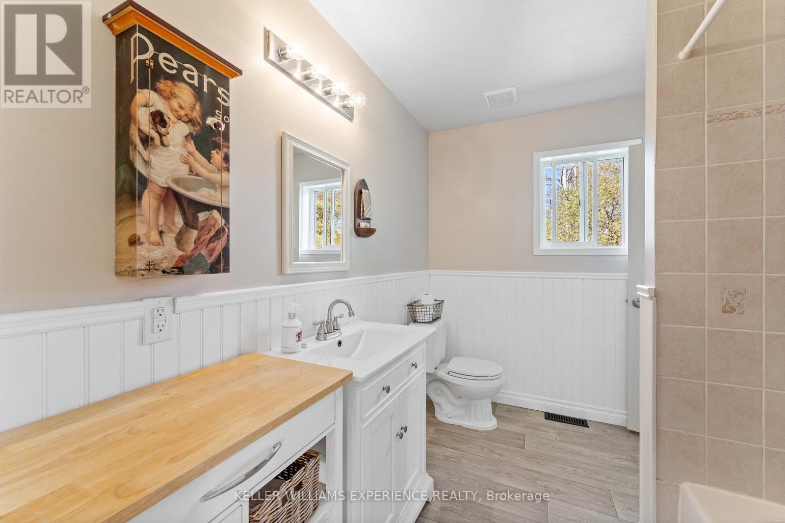 5318 Conc 3 Sunnidale Road, Clearview, Ontario  L0M 1N0 - Photo 13 - S12440577