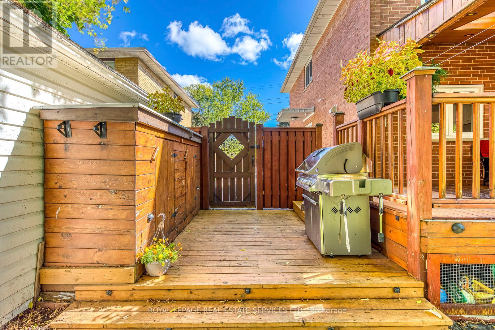 2257 Wiseman Court, Mississauga (Clarkson), Ontario  L5J 1P4 - Photo 29 - W12440516