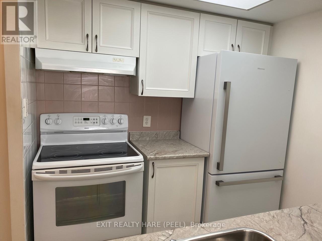 102 - 8351 Mclaughlin Road S, Brampton, Ontario  L6Y 4H8 - Photo 11 - W12440628