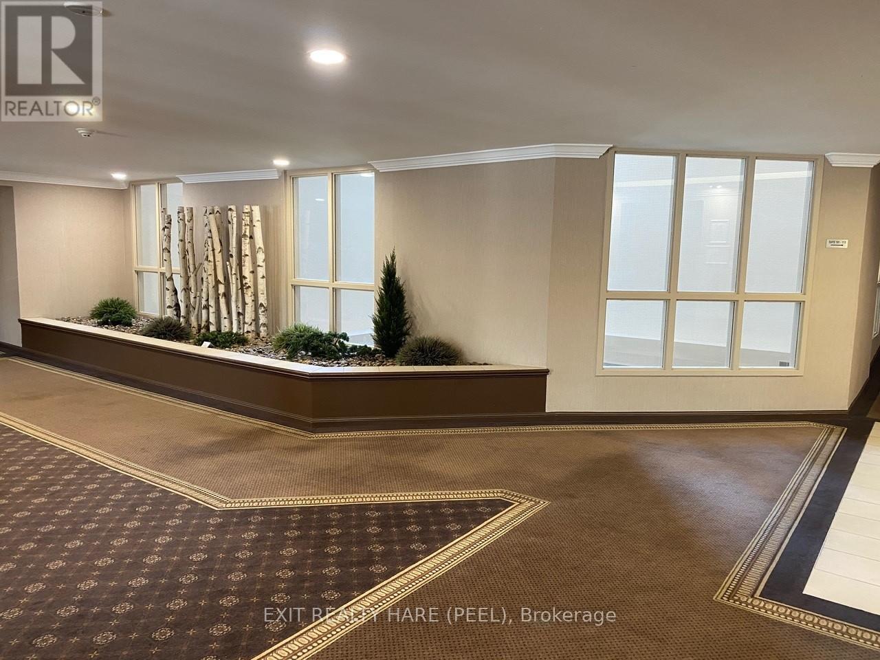 102 - 8351 Mclaughlin Road S, Brampton, Ontario  L6Y 4H8 - Photo 4 - W12440628