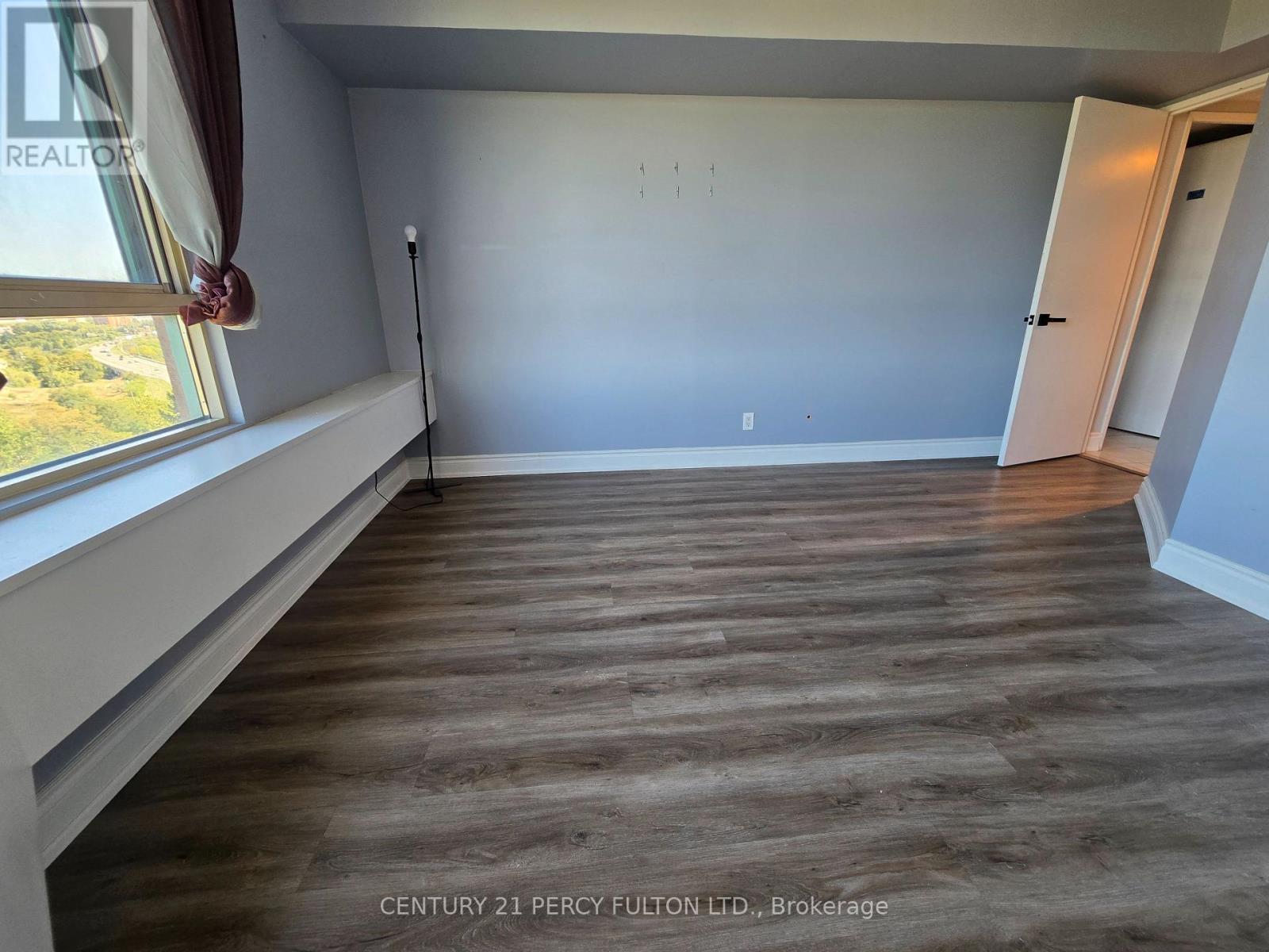 1103 - 61 Markbrook Lane, Toronto, Ontario  M9V 5E7 - Photo 9 - W12440637