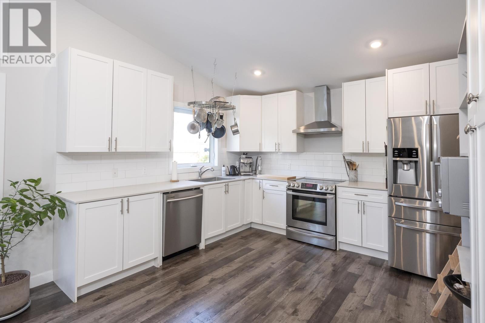 1611 Broadmore Ave, Thunder Bay, Ontario  P7E 2Z4 - Photo 7 - TB252992