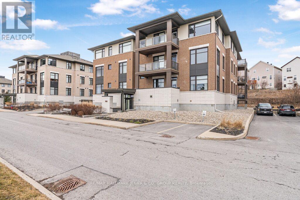 201 - 140 Guelph Private, Ottawa, Ontario  K2T 0J2 - Photo 2 - X12440690