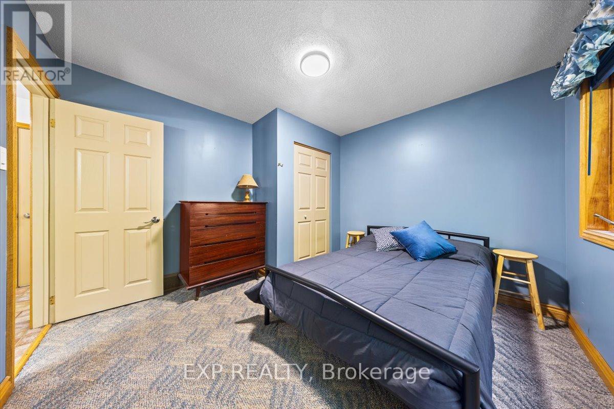 325 Haskins Road, North Grenville, Ontario  K0G 1N0 - Photo 11 - X12440714
