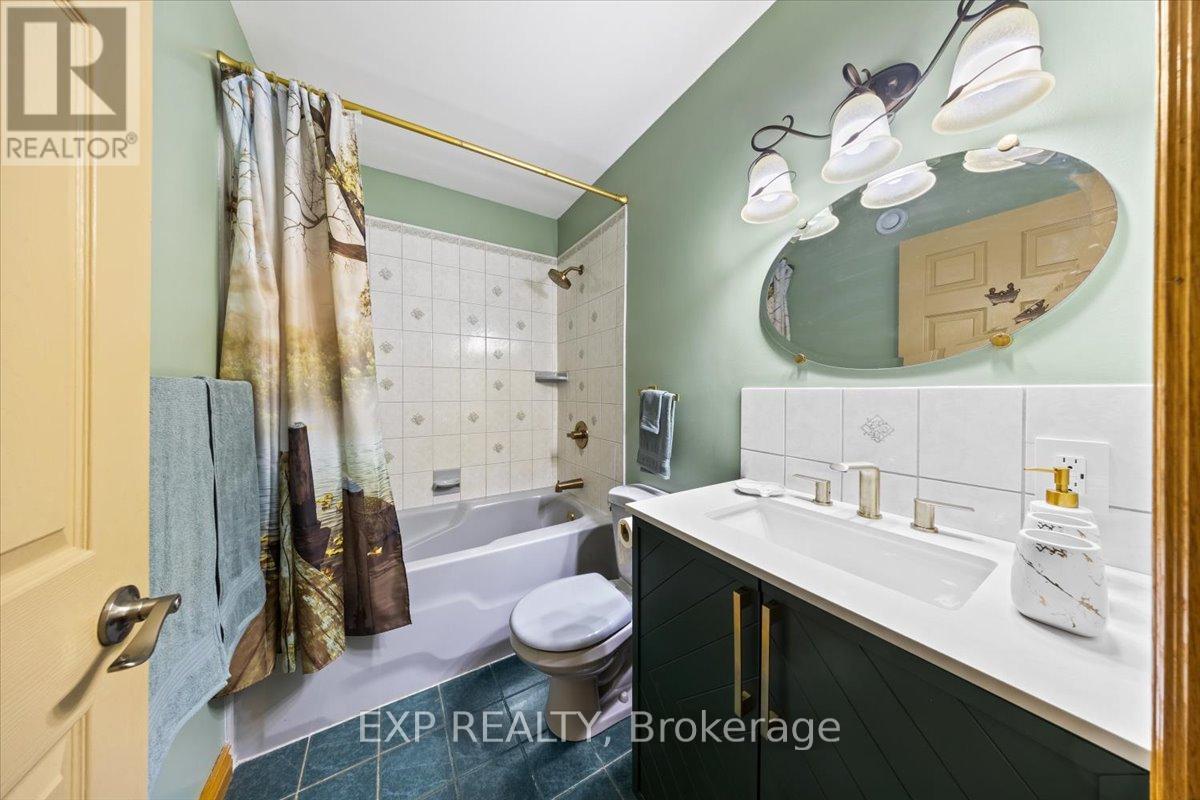 325 Haskins Road, North Grenville, Ontario  K0G 1N0 - Photo 12 - X12440714