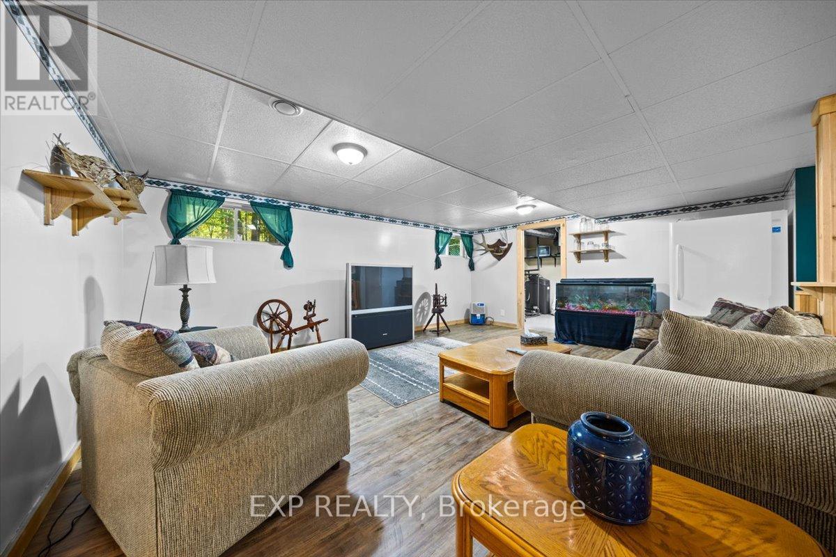 325 Haskins Road, North Grenville, Ontario  K0G 1N0 - Photo 38 - X12440714