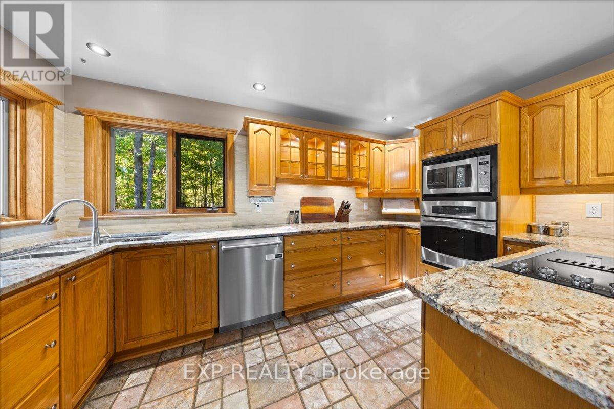 325 Haskins Road, North Grenville, Ontario  K0G 1N0 - Photo 6 - X12440714
