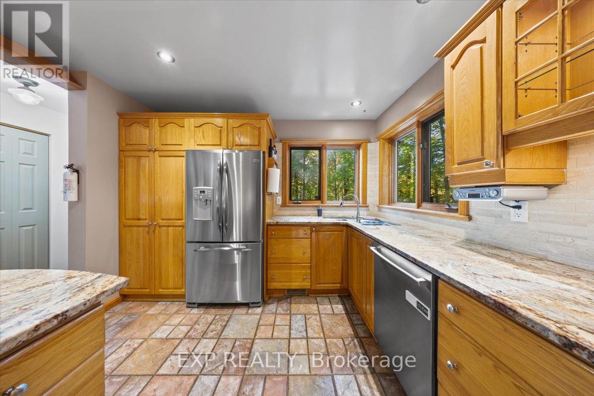 325 Haskins Road, North Grenville, Ontario  K0G 1N0 - Photo 8 - X12440714