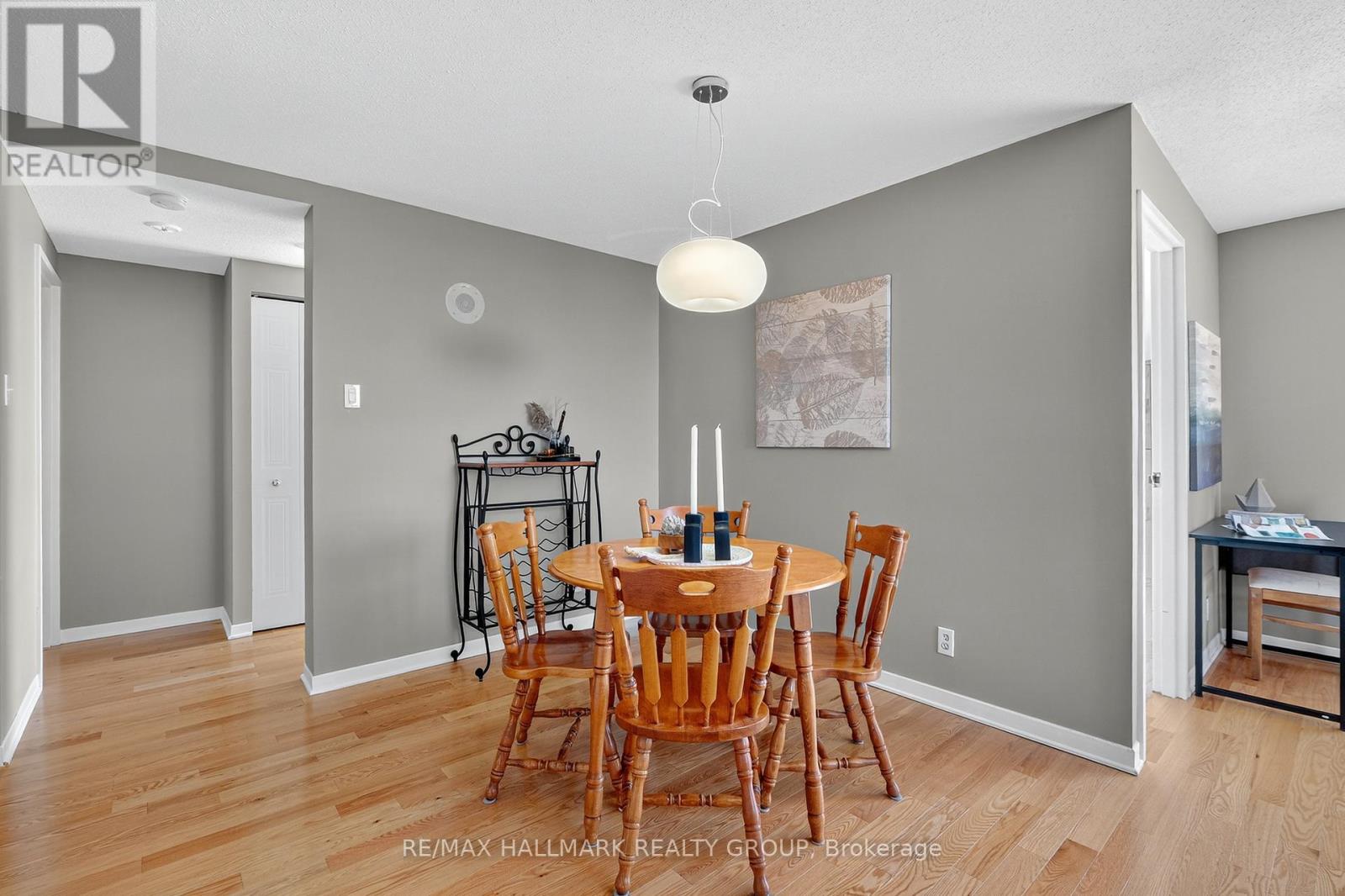 1207 - 80 Sandcastle Drive, Ottawa, Ontario  K2H 9E7 - Photo 10 - X12440757