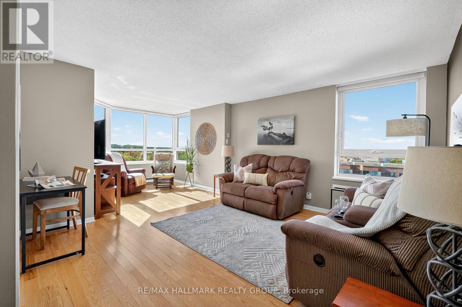 1207 - 80 Sandcastle Drive, Ottawa, Ontario  K2H 9E7 - Photo 15 - X12440757