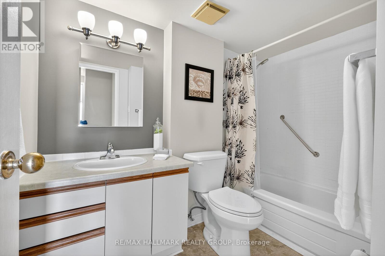 1207 - 80 Sandcastle Drive, Ottawa, Ontario  K2H 9E7 - Photo 28 - X12440757