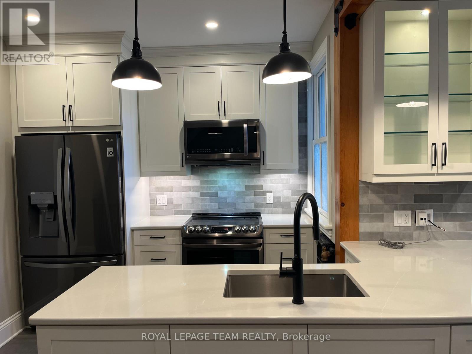 1 - 75 Cathcart Street, Ottawa, Ontario  K1N 5B7 - Photo 10 - X12440762