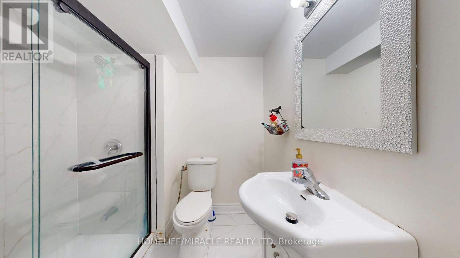 64 Radford Drive, Brampton, Ontario  L6V 2Y9 - Photo 45 - W12435638