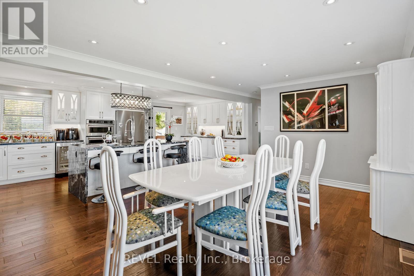 4099 Niagara Parkway, Fort Erie (Black Creek), Ontario  L0S 1S0 - Photo 14 - X12440673