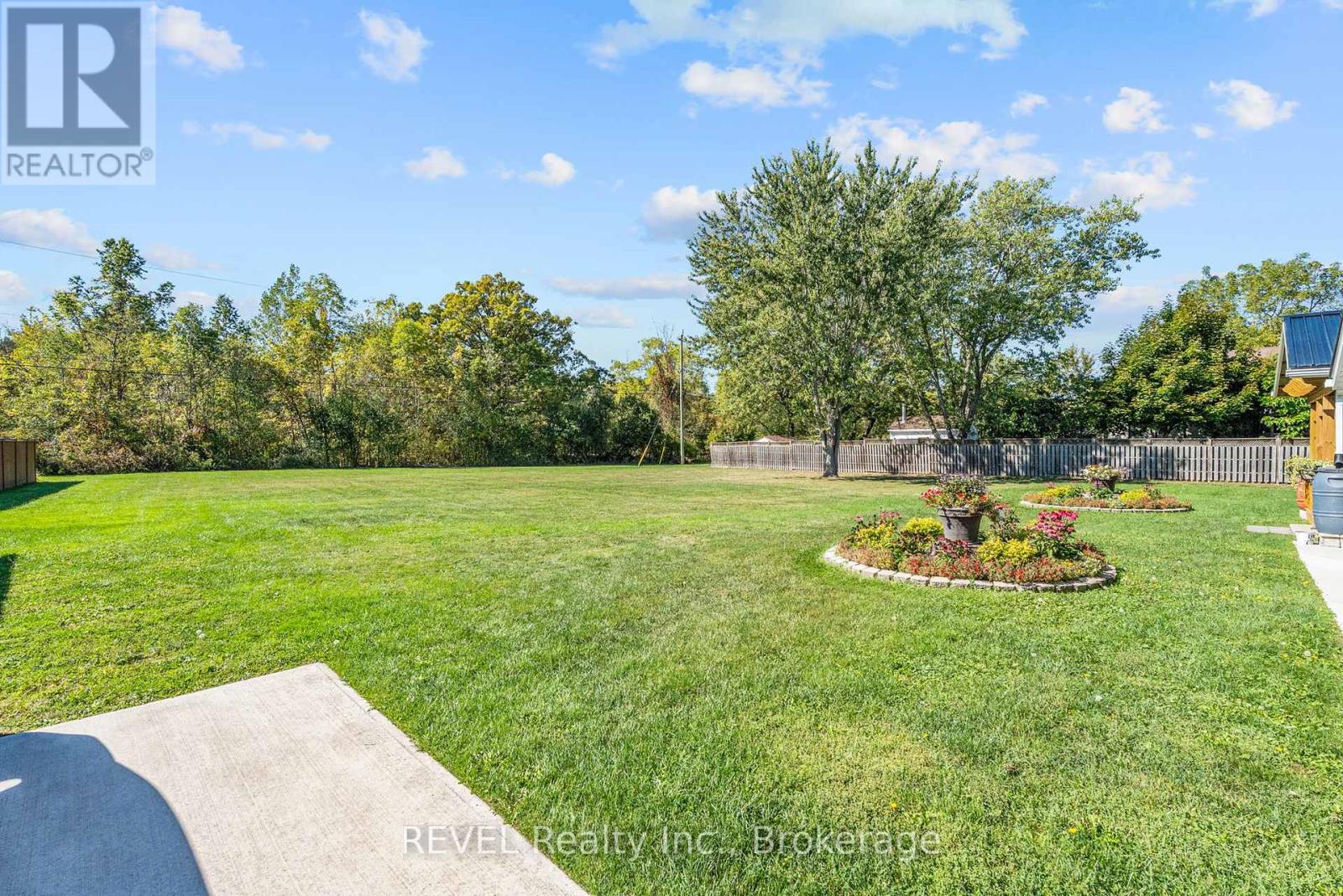 4099 Niagara Parkway, Fort Erie (Black Creek), Ontario  L0S 1S0 - Photo 38 - X12440673