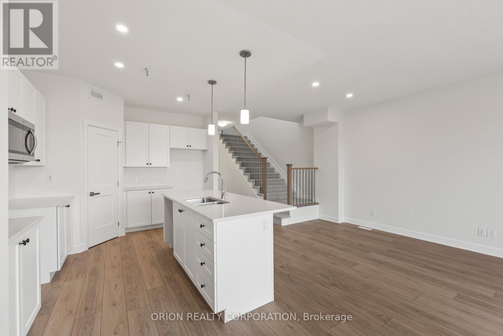 418 Buckthorn Drive, Kingston, Ontario  K7P 0V6 - Photo 11 - X12440605