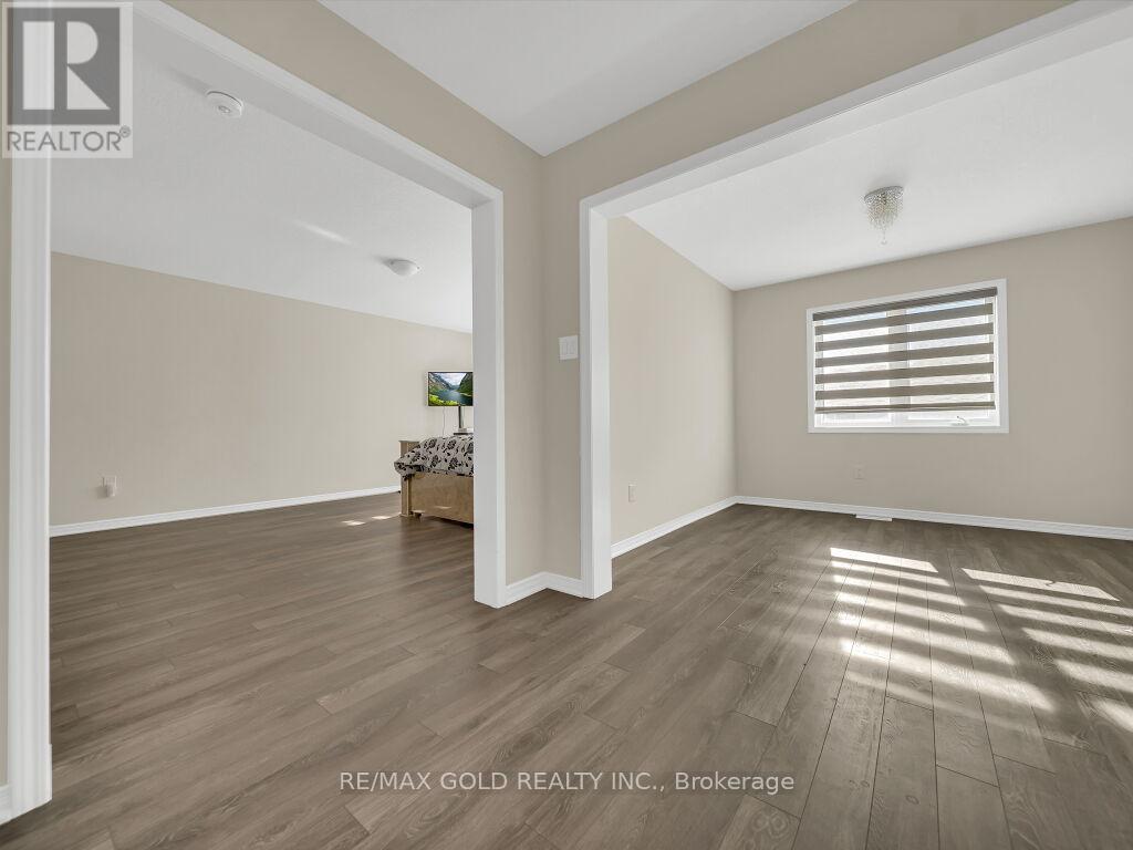 219 Dolman Street S, Woolwich, Ontario  N0B 1M0 - Photo 24 - X12440630