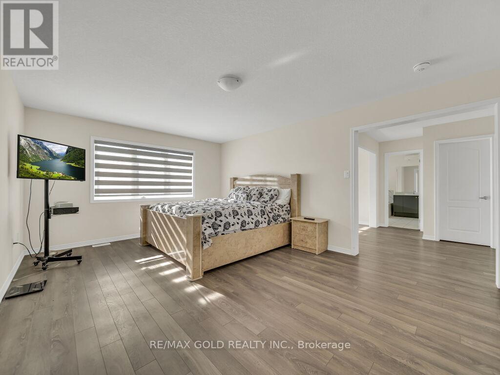 219 Dolman Street S, Woolwich, Ontario  N0B 1M0 - Photo 27 - X12440630