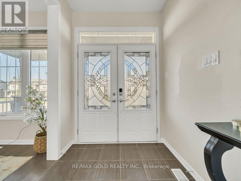 219 Dolman Street S, Woolwich, Ontario  N0B 1M0 - Photo 5 - X12440630