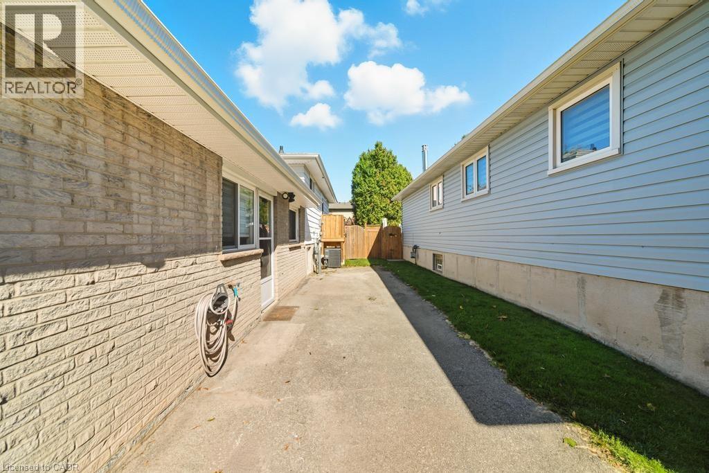 749 Hager Avenue, Burlington, Ontario  L7S 1W9 - Photo 5 - 40775547