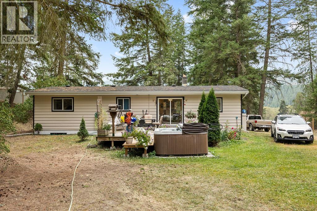 2429 Salmon River Road, salmon arm, British Columbia