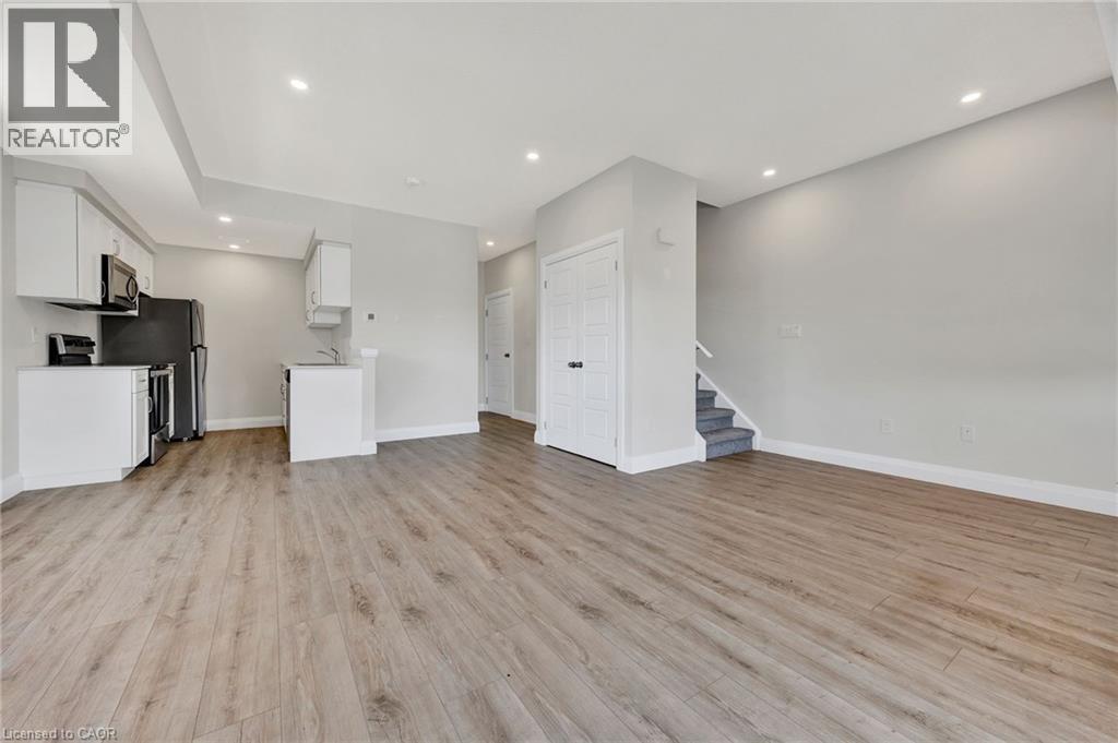 600 Victoria Street Unit# 23, Kitchener, Ontario  N2M 0C3 - Photo 3 - 40772366