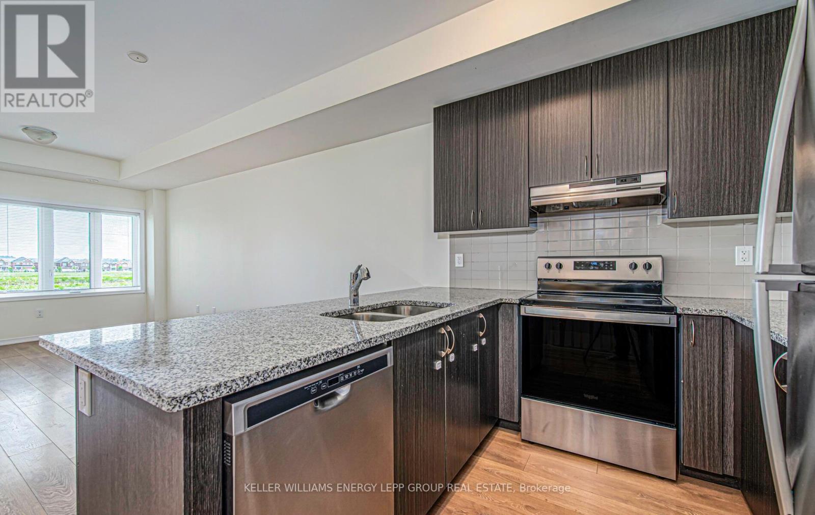 193 Danzatore Path, Oshawa, Ontario  L1L 0P9 - Photo 13 - E12440732