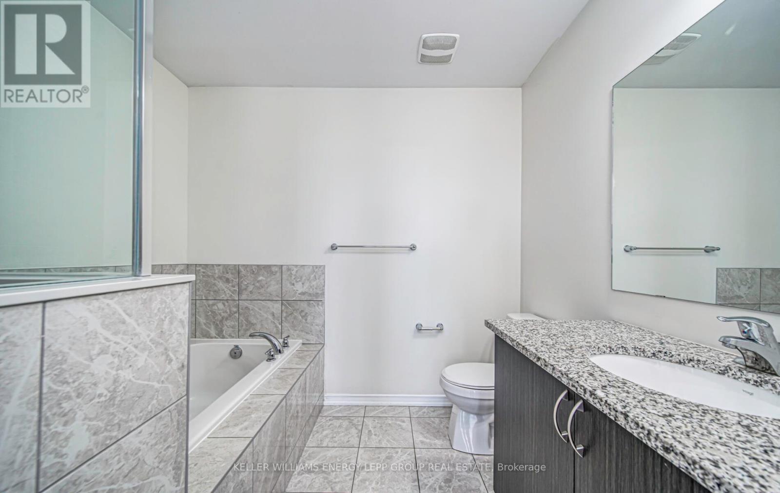 193 Danzatore Path, Oshawa, Ontario  L1L 0P9 - Photo 19 - E12440732